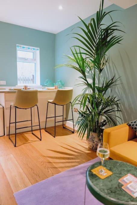 Апартаменты Modern 1Br In Brixton - Just Renovated! Лондон Экстерьер фото